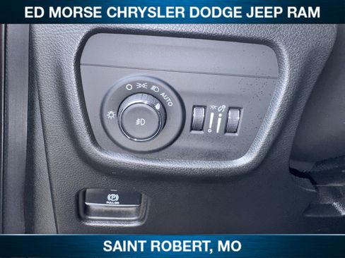 Used 2024 Jeep Grand Cherokee Limited AWD/4WD image 22