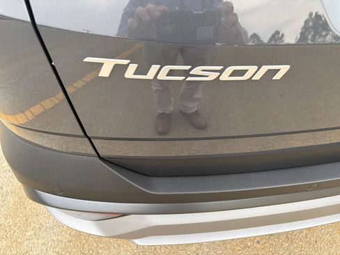 New 2026 Hyundai Tucson Limited FWD image 10
