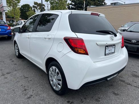 Used 2015 Toyota Yaris L FWD image 3