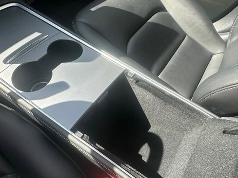 Used 2022 Tesla Model 3 Long Range image 28