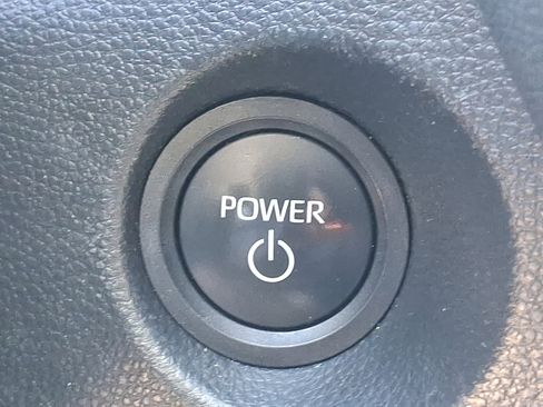 Used 2024 Toyota Corolla Cross SE w/ Moonroof Package image 24