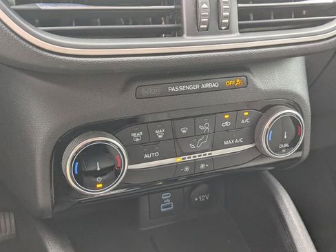 Certified 2022 Ford Escape SE w/ Convenience Package FWD image 15