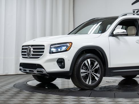 New 2026 Mercedes-Benz GLB 250 4MATIC image 25