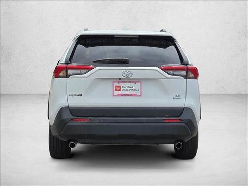 Used 2025 Toyota RAV4 LE AWD/4WD image 6