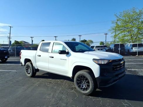 New 2026 Chevrolet Colorado W/T AWD/4WD image 1