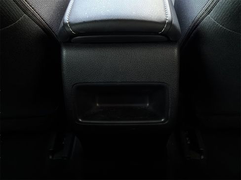 Used 2020 Toyota Corolla SE image 14