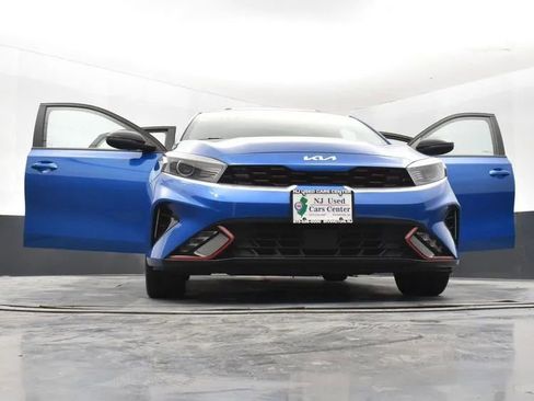 Used 2023 Kia Forte GT-Line w/ GT-Line Premium Package image 11