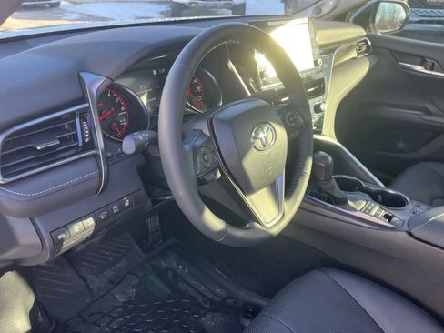 Used 2024 Toyota Camry XSE w/ Navigation Package image 22