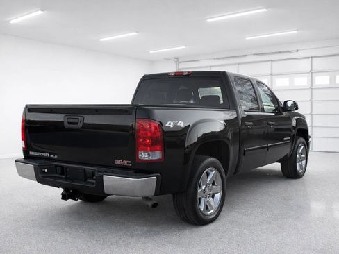 Used 2013 GMC Sierra 1500 SLE w/ Power Tech Package image 6