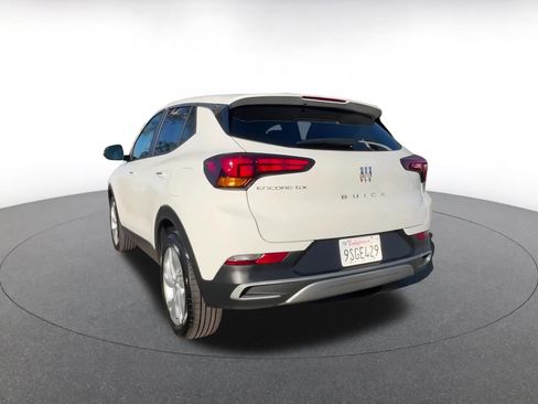 Used 2025 Buick Encore GX Preferred image 11