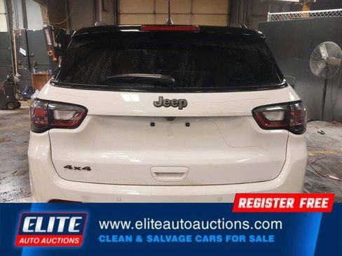 Used 2025 Jeep Compass Limited w/ High Altitude Package image 32