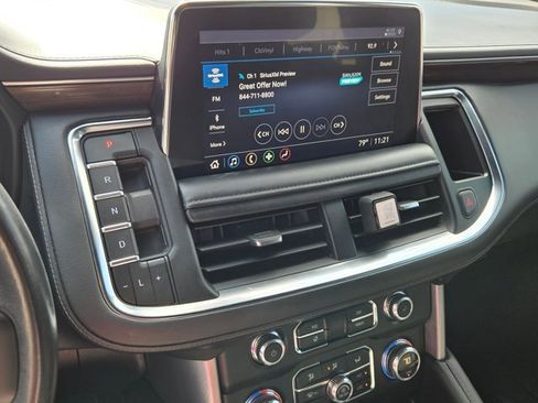 Used 2021 GMC Yukon XL SLE image 15