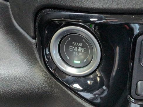 Used 2024 GMC Sierra 1500 Elevation w/ Preferred Package AWD/4WD image 26