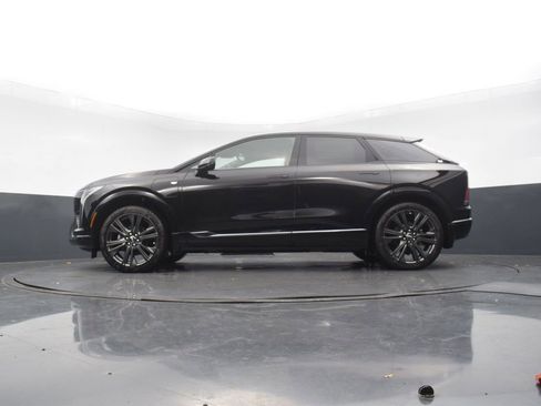 New 2026 Cadillac Optiq Sport 2 image 49
