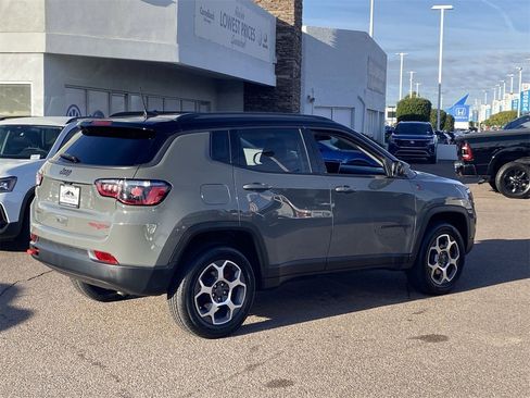 Used 2022 Jeep Compass Trailhawk w/ Trailhawk Convenience Group image 5