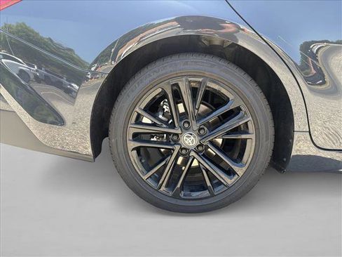 Used 2026 Toyota Camry SE FWD image 26