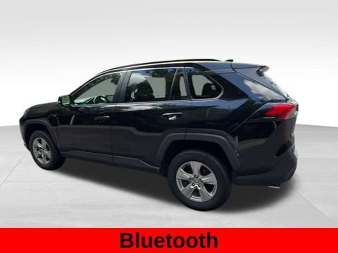 Used 2025 Toyota RAV4 XLE FWD image 5