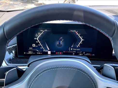 Certified 2025 BMW X6 M60i w/ Dynamic Handling Package image 26