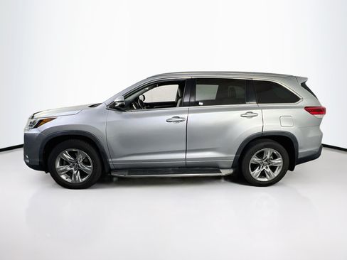 Used 2019 Toyota Highlander Limited AWD/4WD image 8