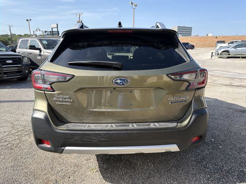 Certified 2024 Subaru Outback Touring XT AWD/4WD image 4