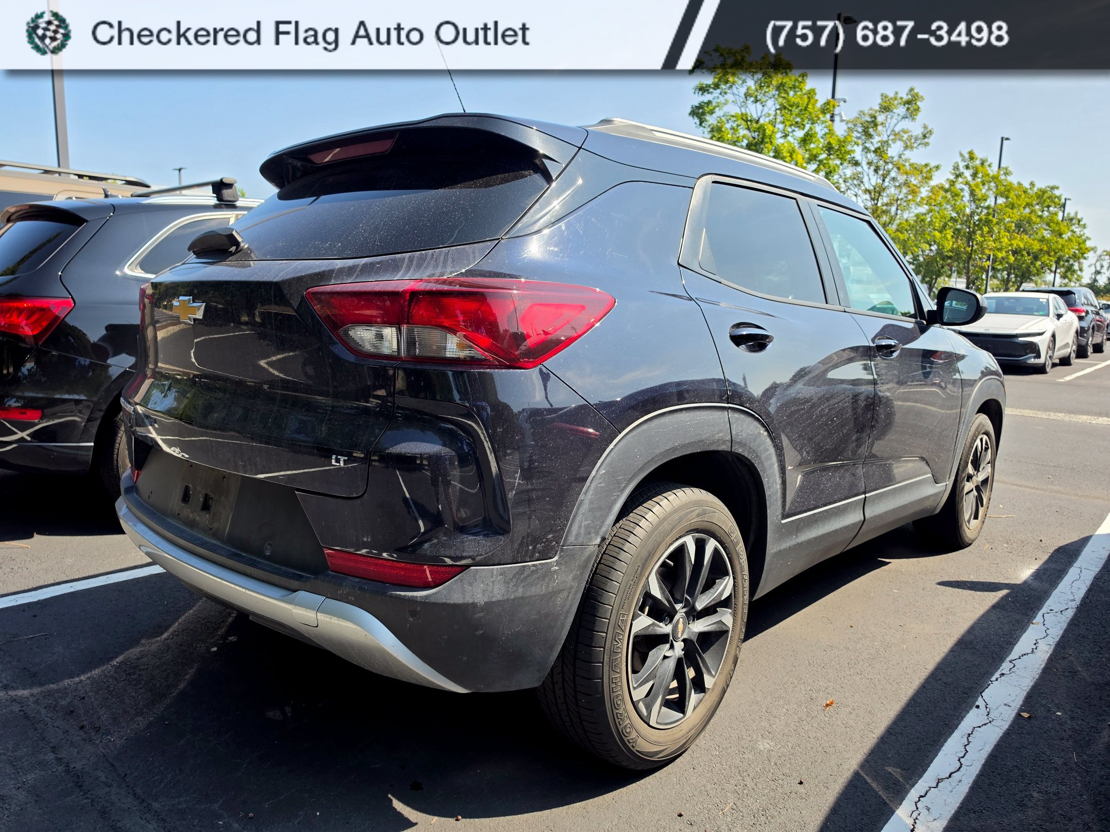 Used 2021 Chevrolet TrailBlazer LT w/ Convenience Package FWD image 6