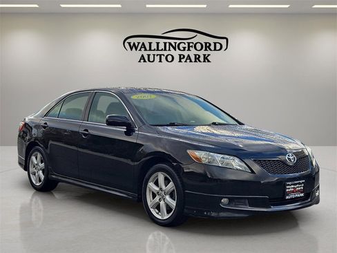 Used 2007 Toyota Camry XLE image 3