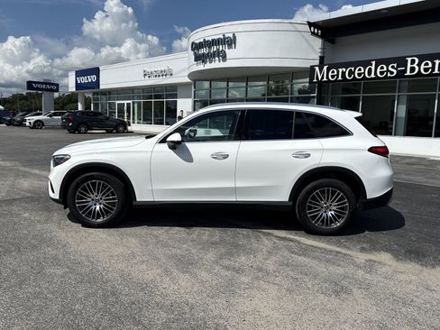 New 2026 Mercedes-Benz GLC 300 4MATIC image 2