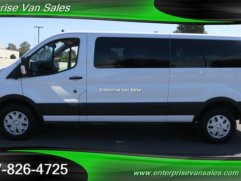Used 2023 Ford Transit 350 XLT RWD image 8