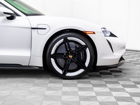 Used 2021 Porsche Taycan Turbo S image 36