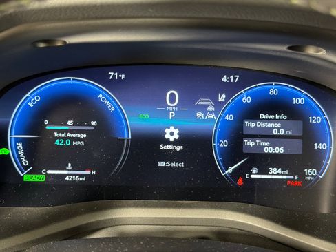 Used 2025 Toyota Camry XLE FWD image 27