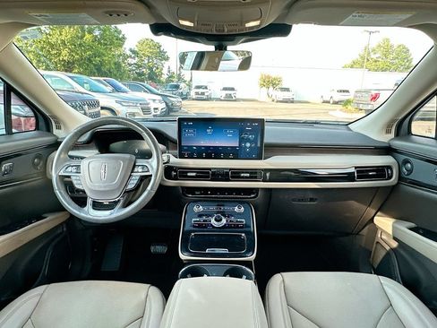 Certified 2023 Lincoln Nautilus Reserve w/ Equipment Group 201A AWD/4WD image 3