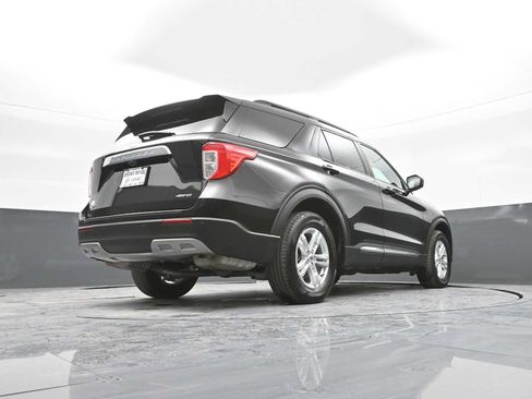 Used 2023 Ford Explorer XLT w/ Equipment Group 202A image 40