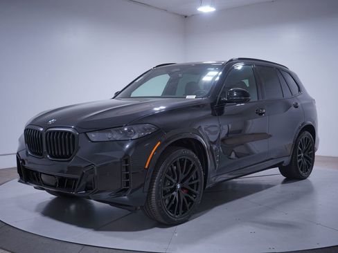 New 2026 BMW X5 sDrive40i w/ M Sport Package image 1