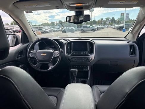 Used 2019 Chevrolet Colorado Z71 AWD/4WD image 17
