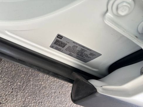 Used 2025 Buick Encore GX Preferred FWD image 31