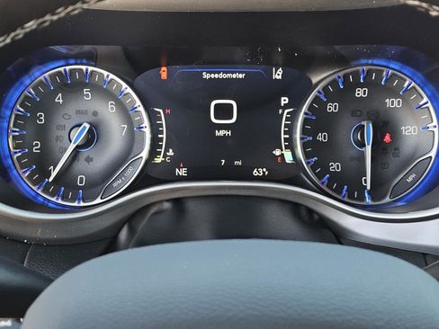 New 2026 Chrysler Voyager LX image 16