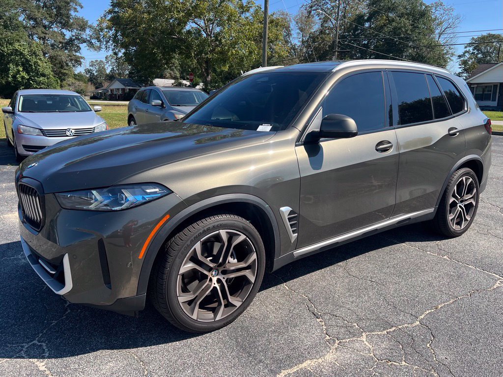 Used 2025 BMW X5 xDrive40i w/ Premium Package AWD/4WD image 26