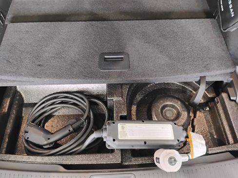 Used 2024 Nissan Ariya AWD image 10