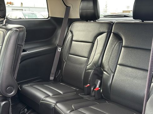 Used 2017 GMC Acadia Denali w/ Technology Package image 31