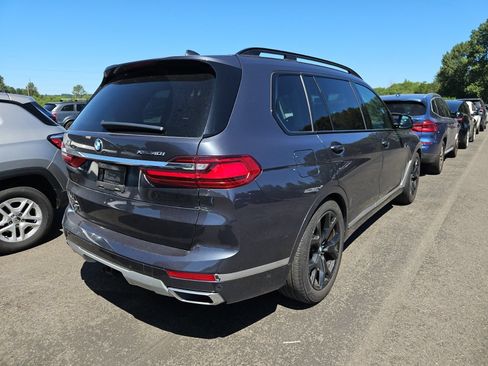 Used 2021 BMW X7 xDrive40i w/ Cold Weather Package AWD/4WD image 4