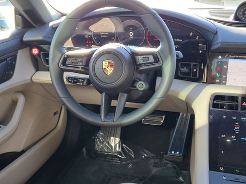 New 2025 Porsche Taycan GTS AWD/4WD image 17