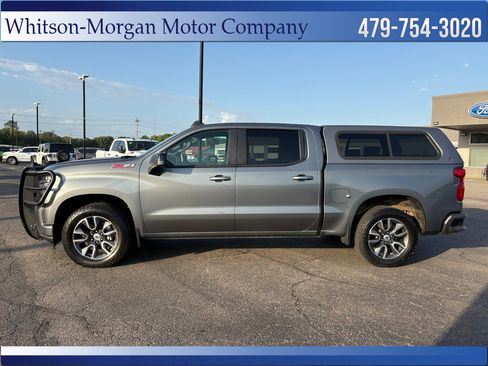 Used 2021 Chevrolet Silverado 1500 RST AWD/4WD image 2