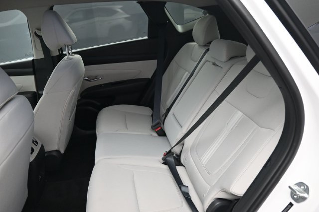 Used 2025 Hyundai Tucson SEL FWD image 23