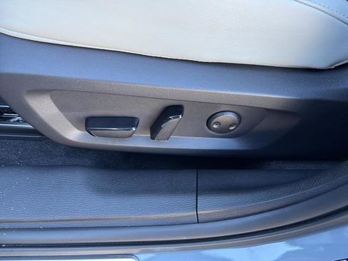 New 2026 Mitsubishi Outlander SE image 16