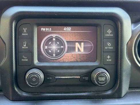 Used 2021 Jeep Wrangler Unlimited Sport AWD/4WD image 18