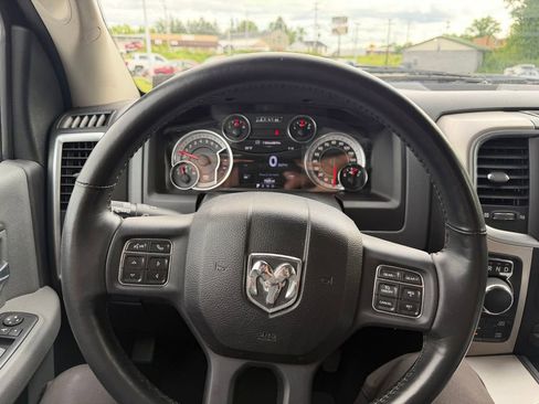 Used 2017 RAM 1500 Big Horn AWD/4WD image 30