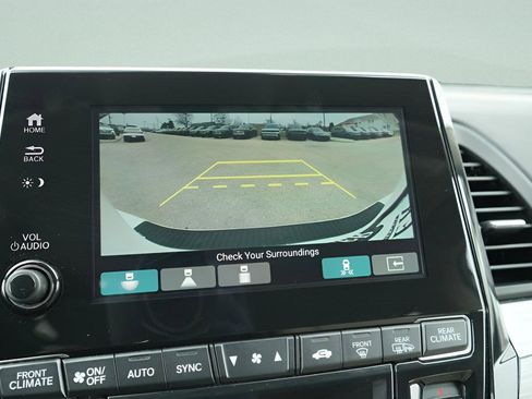Used 2023 Honda Odyssey Elite image 46