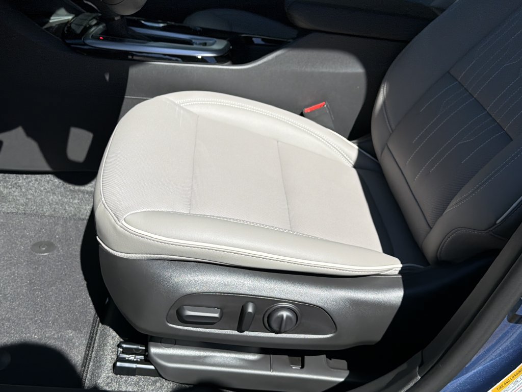 New 2026 Buick Envista Sport Touring FWD image 24