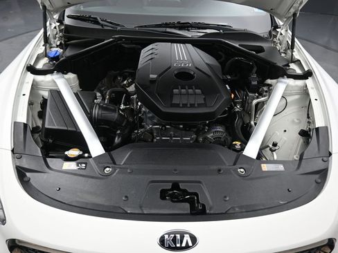 Used 2021 Kia Stinger GT-Line image 45