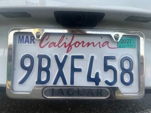 Used 2013 Jaguar XJ AWD image 8